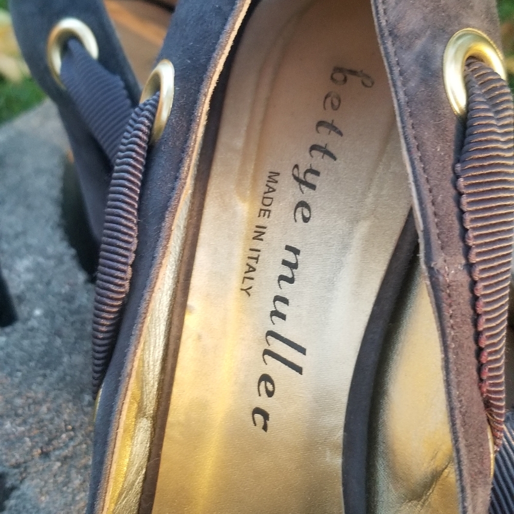 Bettye Muller Pumps View 4